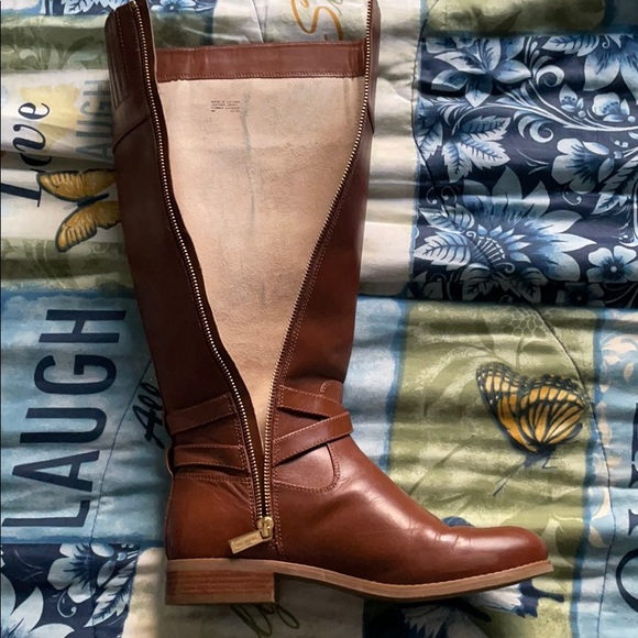 Michael Kors High Calf Boot - Picture 5 of 7